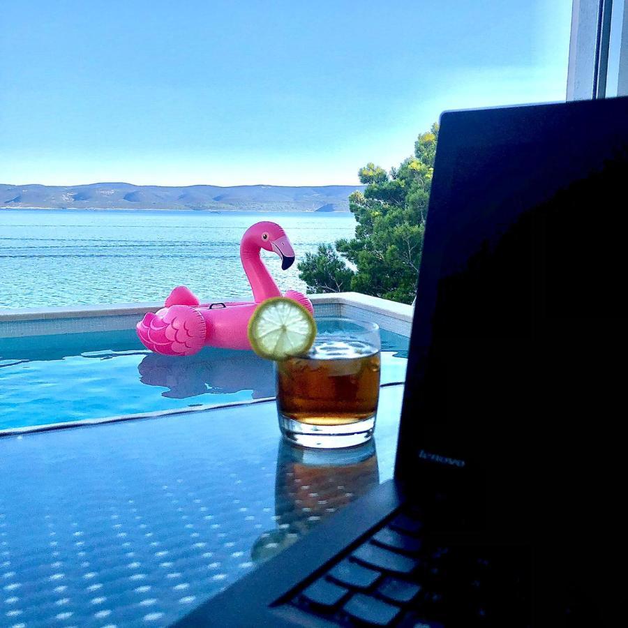 Beachfront Holiday Home - Private Heated Pool Mimice Dış mekan fotoğraf